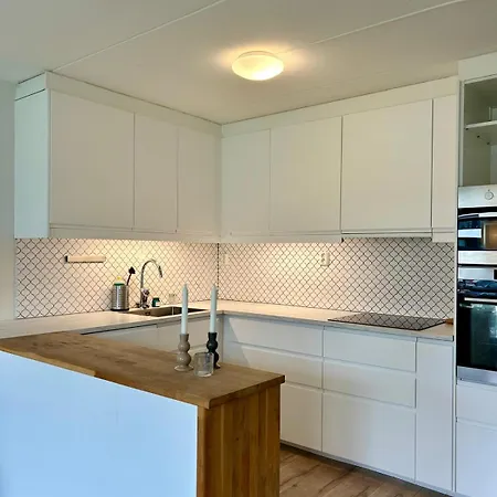 Lejlighed Bright And Modern 2-room In Ryen